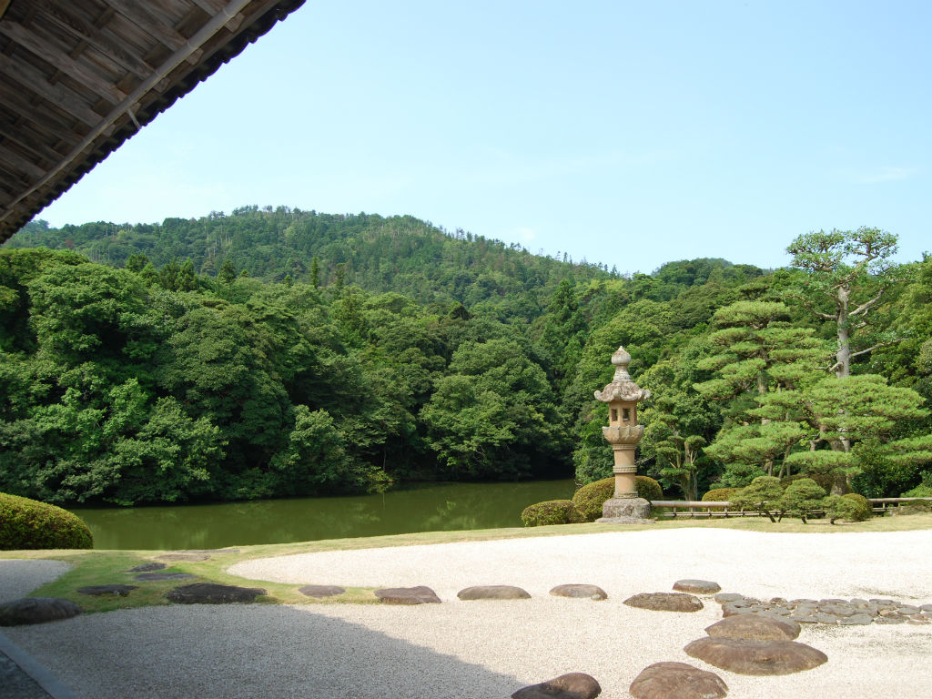 【康国寺】雲州平田の名古刹　枯山水の美しい庭園
